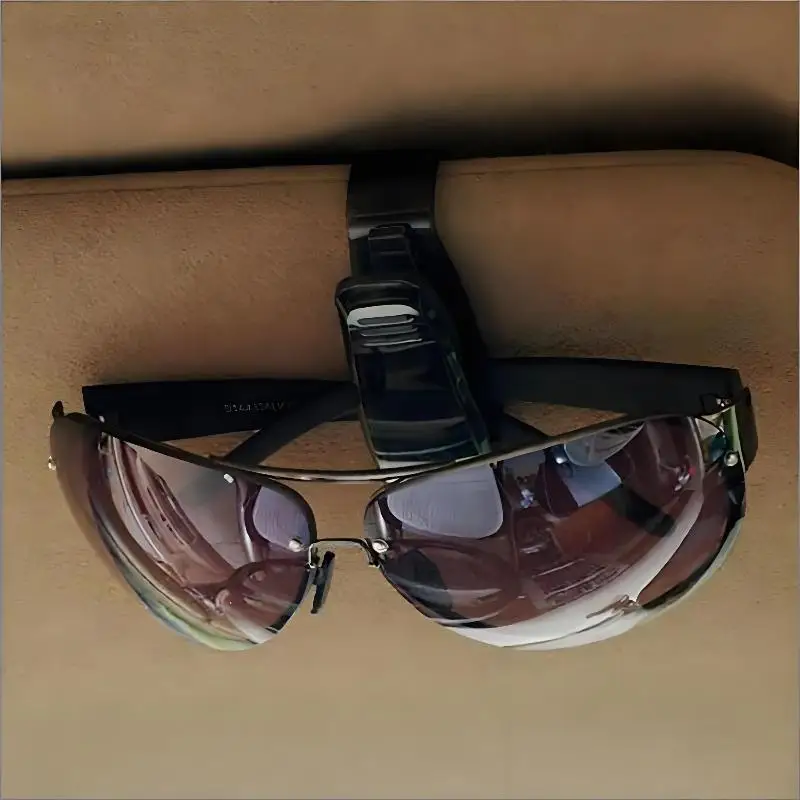 High qualitySoft Rubber Car Sun Visor Sunglasses Clip Anti-Scratch Glasses Holder Card Ticket Organizer for Car Owners - الصورة 3
